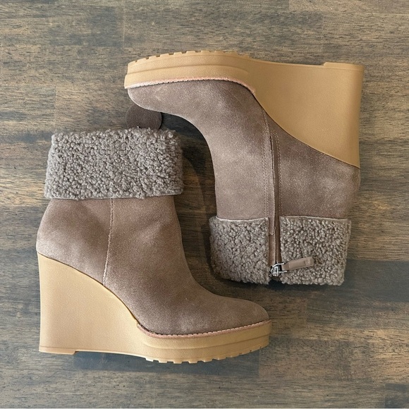 Lauren Ralph Lauren Steph Bootie - Picture 1 of 8